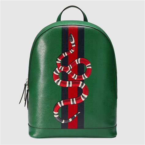 mochila gucci para hombre.